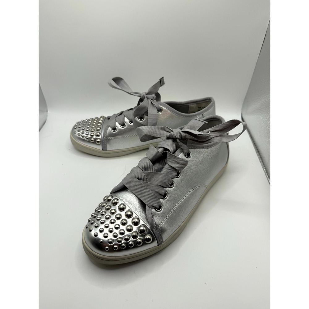 Simply Vera Vera Wang Womens 7 M Sneaker Silver Piper Studded Lace Up Shoes